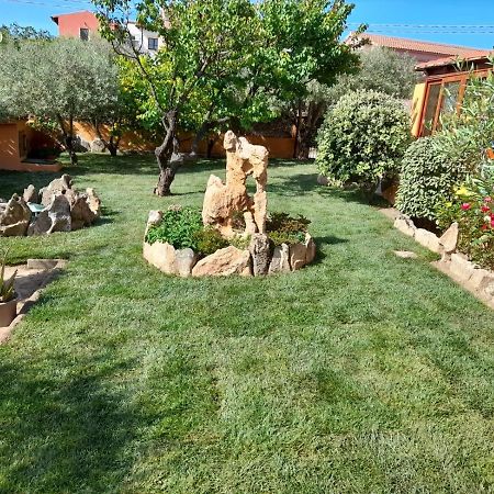 B&B Da Sabrina San Teodoro  Exterior photo