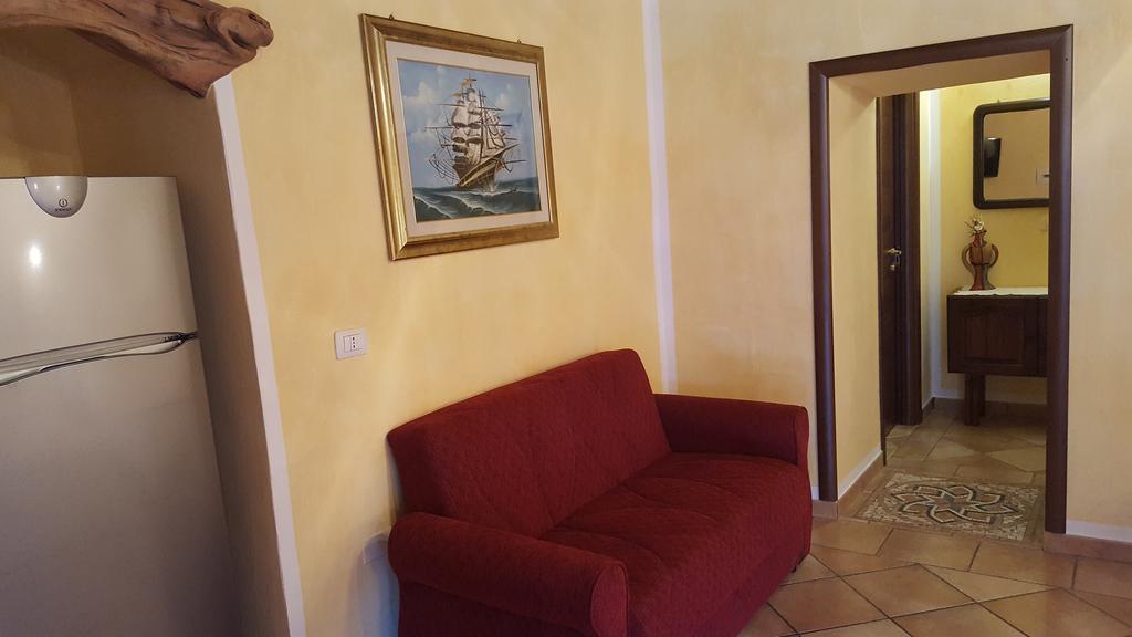 B&B Da Sabrina San Teodoro  Exterior photo
